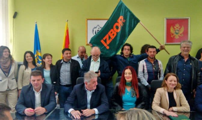 Izbor predao listu u Herceg Novom : Svi su dobrodošli osim DPS-a Izbor predao listu u Herceg Novom : Svi su dobrodošli osim DPS-a