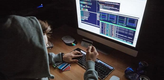 Grupa ruskih obavještajaca optužena za hakovanje Hilari Klinton Grupa ruskih obavještajaca optužena za hakovanje Hilari Klinton