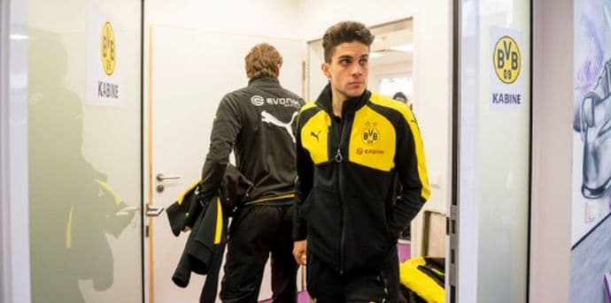 Bartri slomljena ruka, a šaka izrešetana staklom Bartri slomljena ruka, a šaka izrešetana staklom