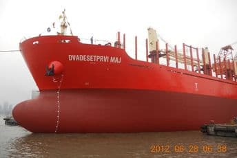 Sva četiri broda jednoj firmi, a druga neka se snađe Sva četiri broda jednoj firmi, a druga neka se snađe