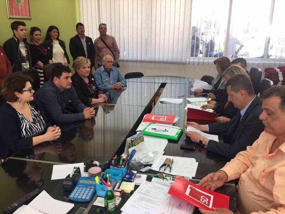 Socijaldemokrate predale listu u Herceg Novom Socijaldemokrate predale listu u Herceg Novom