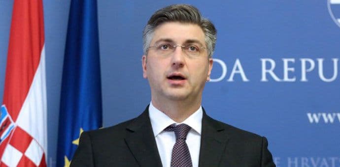 Plenković "u kandžama medija" Plenković "u kandžama medija"