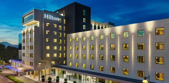 Dojava o bombi u hotelu Hilton Dojava o bombi u hotelu Hilton