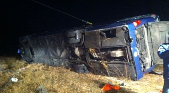 Kina: Autobus upao u rijeku, najmanje deset mrtvih Kina: Autobus upao u rijeku, najmanje deset mrtvih