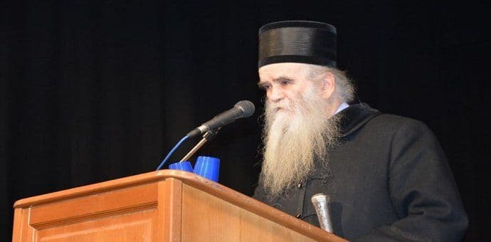 Amfilohije: Vlast u Crnoj Gori prodaje dušu za NATO i EU Amfilohije: Vlast u Crnoj Gori prodaje dušu za NATO i EU