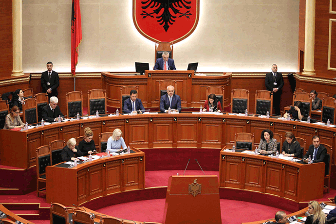 Prvi krug izbora za predsjednika Albanije bez kandidata Prvi krug izbora za predsjednika Albanije bez kandidata