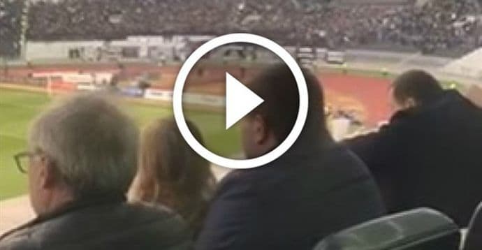 VIDEO - Srbiju potresa novi skandal: "Zbog ove pjesme pustićemo Zvezdu" VIDEO - Srbiju potresa novi skandal: "Zbog ove pjesme pustićemo Zvezdu"