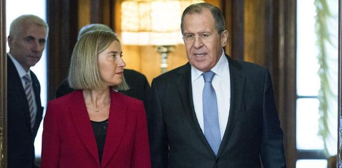 Lavrov sa Mogerini: Rusija želi da normalizuje odnose sa EU Lavrov sa Mogerini: Rusija želi da normalizuje odnose sa EU