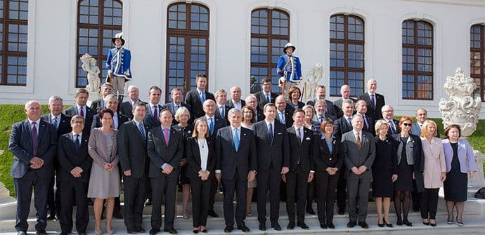 Crna Gora lider i pozitivan primjer na Zapadnom Balkanu Crna Gora lider i pozitivan primjer na Zapadnom Balkanu