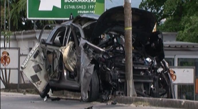 Eksplozija u Herceg Novom: Povrijeđeni Duško Roganović prebačen u Klinički centar(VIDEO) Eksplozija u Herceg Novom: Povrijeđeni Duško Roganović prebačen u Klinički centar(VIDEO)