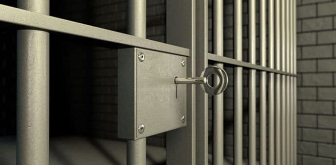 Uživo prenosili silovanje u Facebook grupi sa 60.000 članova Uživo prenosili silovanje u Facebook grupi sa 60.000 članova