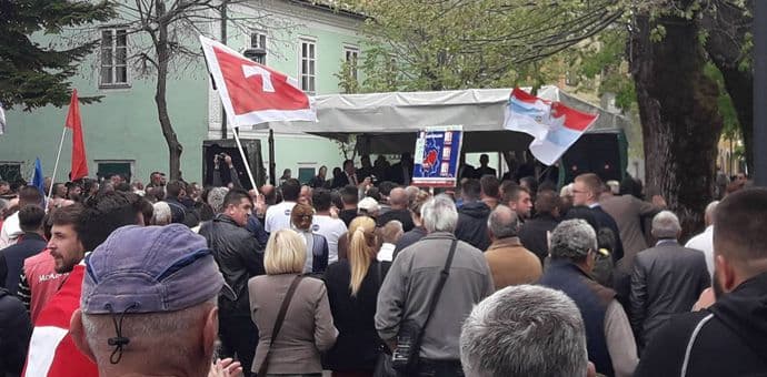 Završen anti-NATO protest; DF: Odluka parlamenta neobavezujuća Završen anti-NATO protest; DF: Odluka parlamenta neobavezujuća