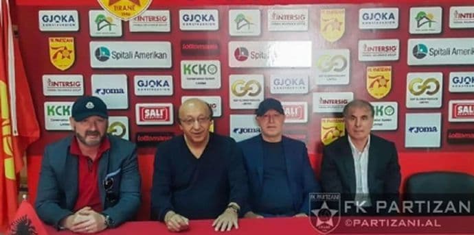 Najpoznatiji fudbalski mešetar nakon zatvora ponovo u akciji Najpoznatiji fudbalski mešetar nakon zatvora ponovo u akciji