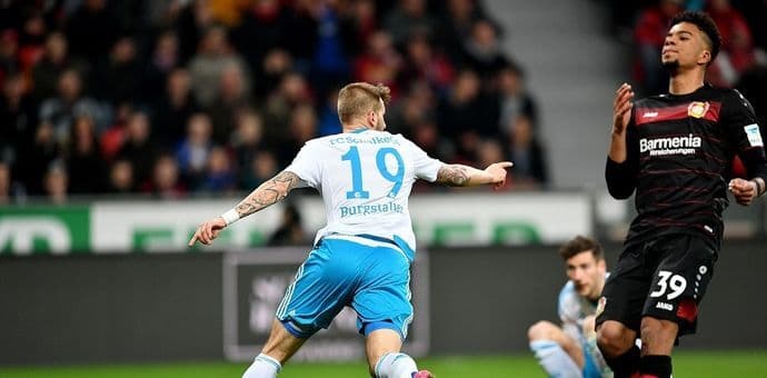 Šalke razbio Bajer u Leverkuzenu Šalke razbio Bajer u Leverkuzenu