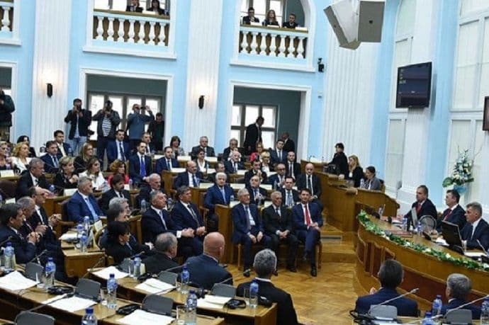 Skupština izglasala ulazak u NATO Skupština izglasala ulazak u NATO