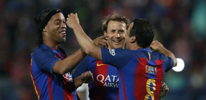 VIDEO: Spektakl u Bejrutu - legende Reala vs legende Barse! VIDEO: Spektakl u Bejrutu - legende Reala vs legende Barse!