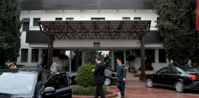 Ministarstvo odbrane Kneževiću: Članstvo u NATO-u košta 450.000 eura godišnje Ministarstvo odbrane Kneževiću: Članstvo u NATO-u košta 450.000 eura godišnje