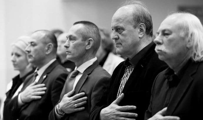 Boris Dežulović: Smradska elita Boris Dežulović: Smradska elita