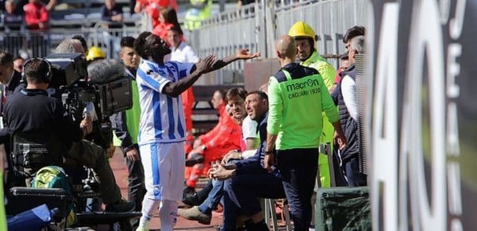 VIDEO: Italijani ispravili sramotu i pomilovali žrtvu rasizma VIDEO: Italijani ispravili sramotu i pomilovali žrtvu rasizma