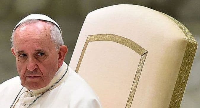 Papa o majki svih bombi: Ova bomba širi smrt, a mi to zovemo majkom Papa o majki svih bombi: Ova bomba širi smrt, a mi to zovemo majkom