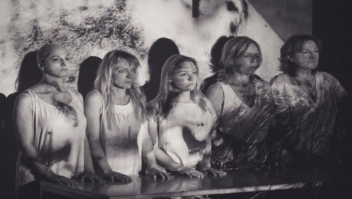 “Sama je tražila”-pozorišnom predstavom protiv nasilja nad ženama “Sama je tražila”-pozorišnom predstavom protiv nasilja nad ženama