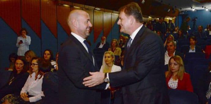 Podgorica se pridružila kampanji „Zaustavimo nasilje“ Podgorica se pridružila kampanji „Zaustavimo nasilje“