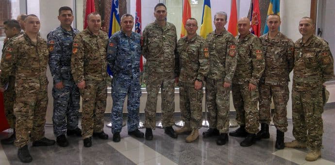 Pripadnici Ministarstva odbrane i VCG na međunarodnoj vježbi "LOGEX 17" Pripadnici Ministarstva odbrane i VCG na međunarodnoj vježbi "LOGEX 17"