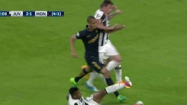 VIDEO - UEFA pokreće istragu: Mandžukić ne igra finale? VIDEO - UEFA pokreće istragu: Mandžukić ne igra finale?