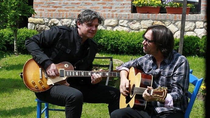 VIDEO: Saša Vasić prekinuo sedmogodišnju diskografsku pauzu VIDEO: Saša Vasić prekinuo sedmogodišnju diskografsku pauzu