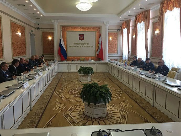 Knežević pozvao ulagače iz Voronježa da investiraju u Crnu Goru Knežević pozvao ulagače iz Voronježa da investiraju u Crnu Goru