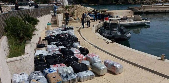 Zaplijena tone i po skanka: Osumnjičeni u pritvoru Zaplijena tone i po skanka: Osumnjičeni u pritvoru