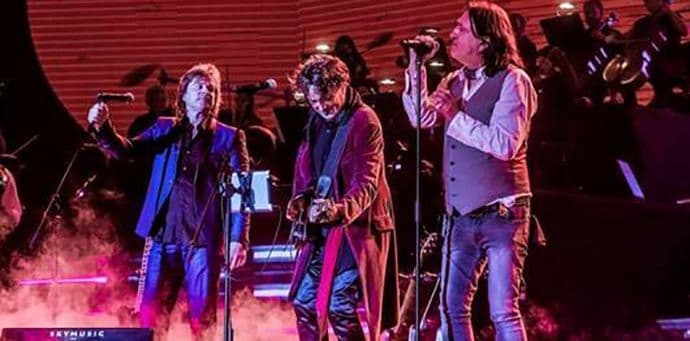 "Bijelo dugme" i "Regina" na Dvorskom trgu "Bijelo dugme" i "Regina" na Dvorskom trgu