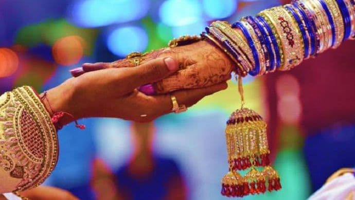 Riješila da će biti samo njen: Otela mladoženju usred svadbe Riješila da će biti samo njen: Otela mladoženju usred svadbe