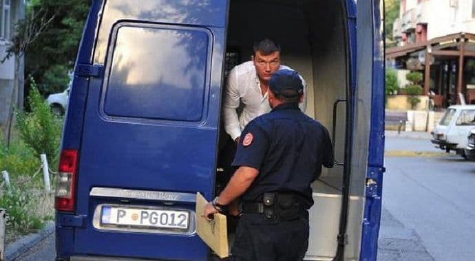 Roganović na crvenoj potjernici Roganović na crvenoj potjernici