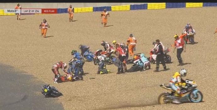 VIDEO: Nesvakidašnji incident na moto trci u Le Manu VIDEO: Nesvakidašnji incident na moto trci u Le Manu