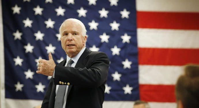 Mekejn: Lavrov je marioneta razbojnika i ubice Putina Mekejn: Lavrov je marioneta razbojnika i ubice Putina