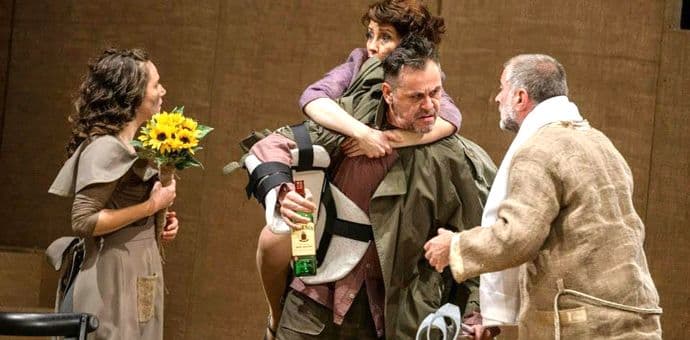 Nada Vukčević i Bane Popović dobitnici specijalne nagrade na festivalu "Osmijeh Sarajeva" Nada Vukčević i Bane Popović dobitnici specijalne nagrade na festivalu "Osmijeh Sarajeva"