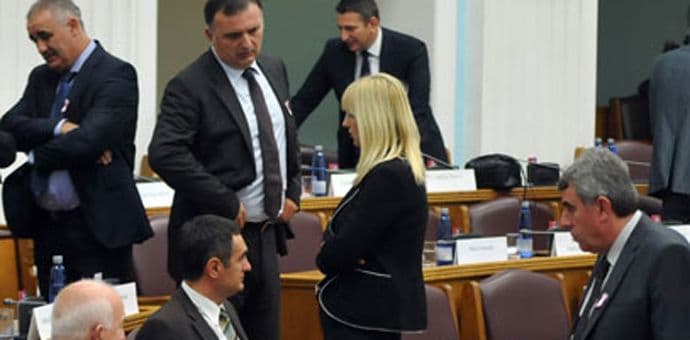 Kriza u SNP-u: Raskolom nastali, u raskolima nestaju Kriza u SNP-u: Raskolom nastali, u raskolima nestaju