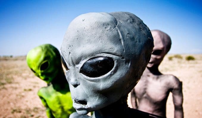 Američka vlada i Vatikan sve znaju o vanzemaljcima Američka vlada i Vatikan sve znaju o vanzemaljcima