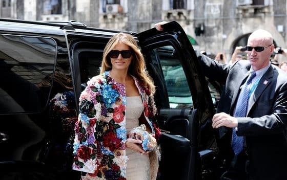 Melanija Tramp na Siciliji u jakni od 51.000 dolara Melanija Tramp na Siciliji u jakni od 51.000 dolara