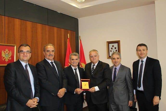 Zenka sa kosovskim prosvjetarima o koordinaciji upisne politike Zenka sa kosovskim prosvjetarima o koordinaciji upisne politike