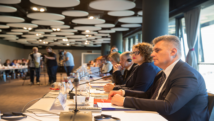 Brajović: Veće učešće žena u politici zajednička odgovornost svih nas Brajović: Veće učešće žena u politici zajednička odgovornost svih nas