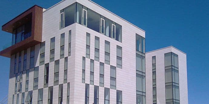 Srpska kuća na obali Morače Srpska kuća na obali Morače