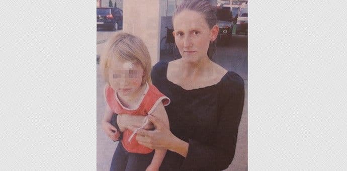 Bijelo Polje: Čopor pasa izujedao dvogodišnju djevojčicu Bijelo Polje: Čopor pasa izujedao dvogodišnju djevojčicu