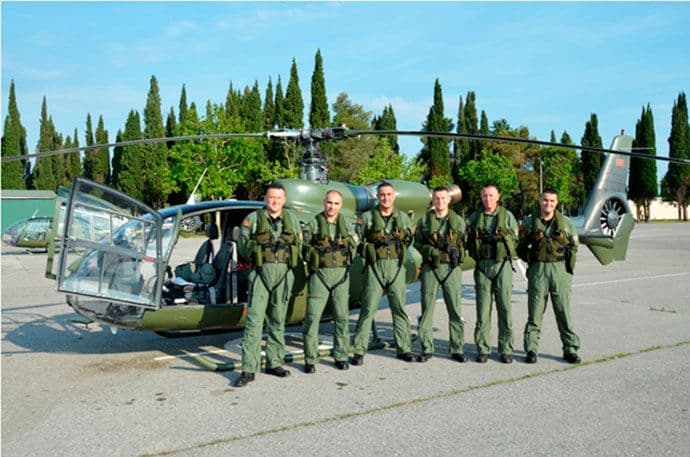 Deset pripadnika Vazduhoplovstva VCG na vježbi ADRIATIC STRIKE 17 u Sloveniji Deset pripadnika Vazduhoplovstva VCG na vježbi ADRIATIC STRIKE 17 u Sloveniji