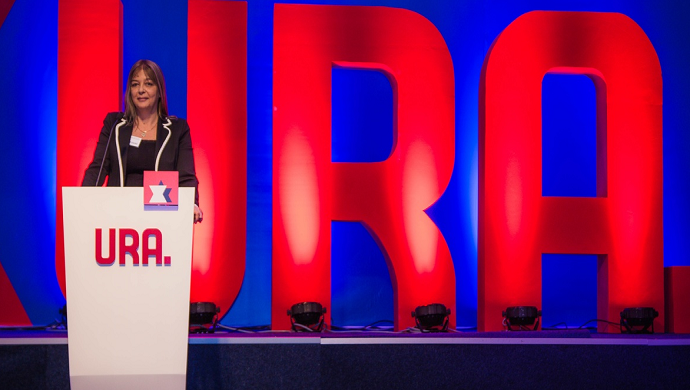 URA: Dok štitite tajkune i oslobađate poreza milijardere, novac otimate od poštenih građana URA: Dok štitite tajkune i oslobađate poreza milijardere, novac otimate od poštenih građana