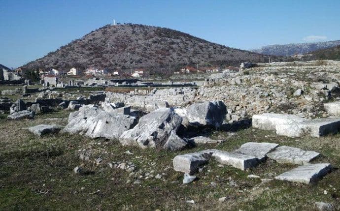 Počinju radovi na Duklji vrijedni 35.000 eura Počinju radovi na Duklji vrijedni 35.000 eura