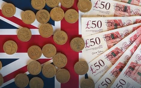 Funta na najnižem nivou u pet mjeseci Funta na najnižem nivou u pet mjeseci