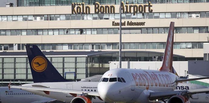 Zbog sumnjivog razgovora prizemljen avion iz Ljubljane Zbog sumnjivog razgovora prizemljen avion iz Ljubljane