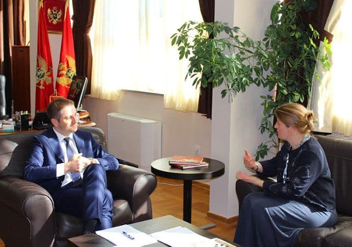 Veliku Britaniju i Crnu Goru očekuje intenzivna saradnja u obrazovanju Veliku Britaniju i Crnu Goru očekuje intenzivna saradnja u obrazovanju